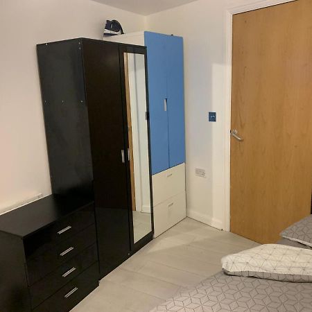 Room Near City 伦敦 外观 照片