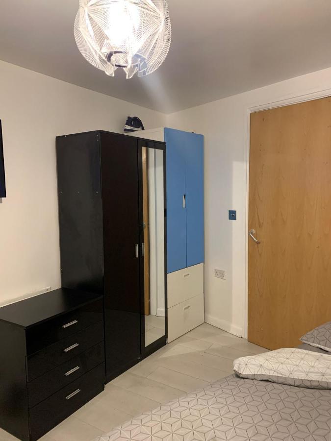 Room Near City 伦敦 外观 照片