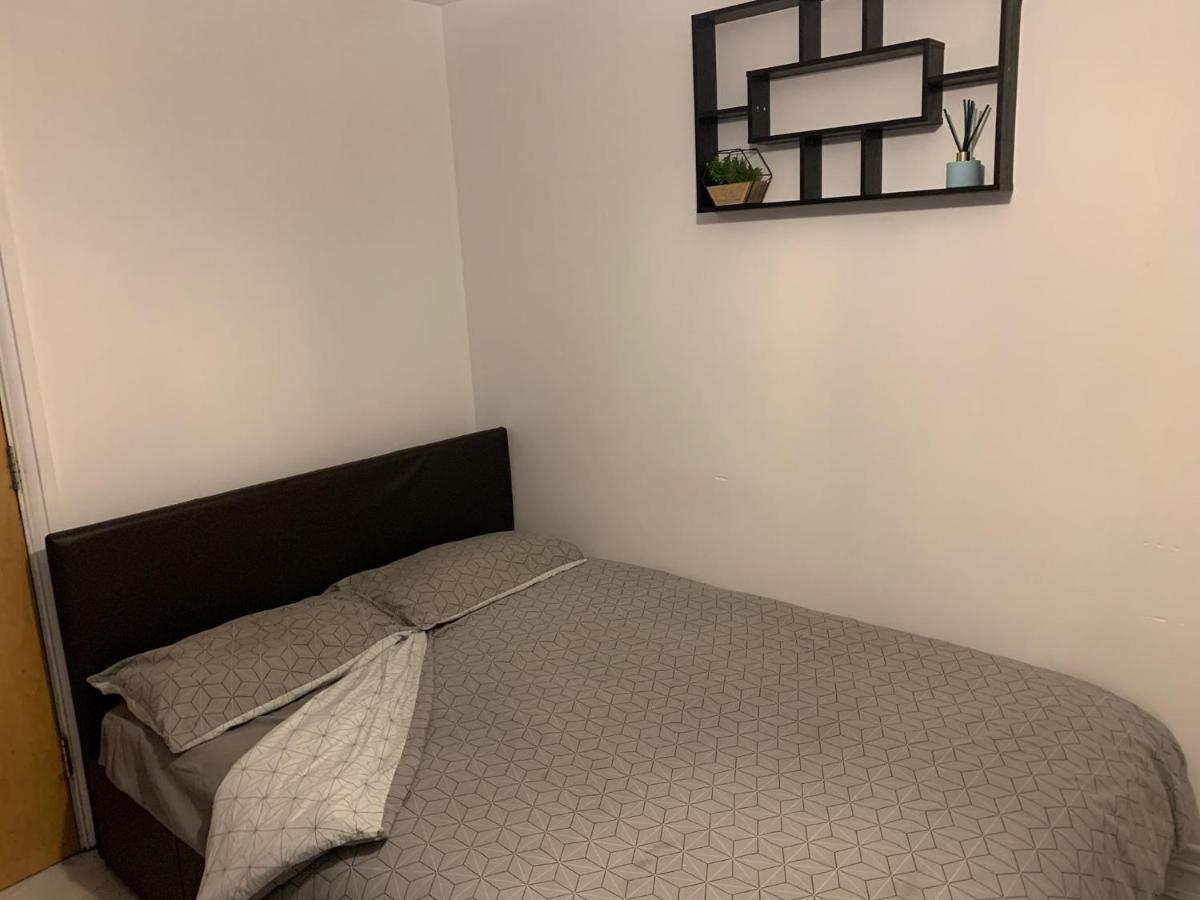 Room Near City 伦敦 外观 照片