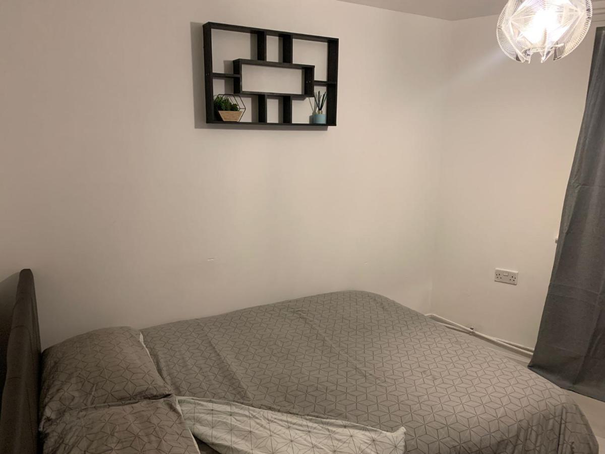 Room Near City 伦敦 外观 照片