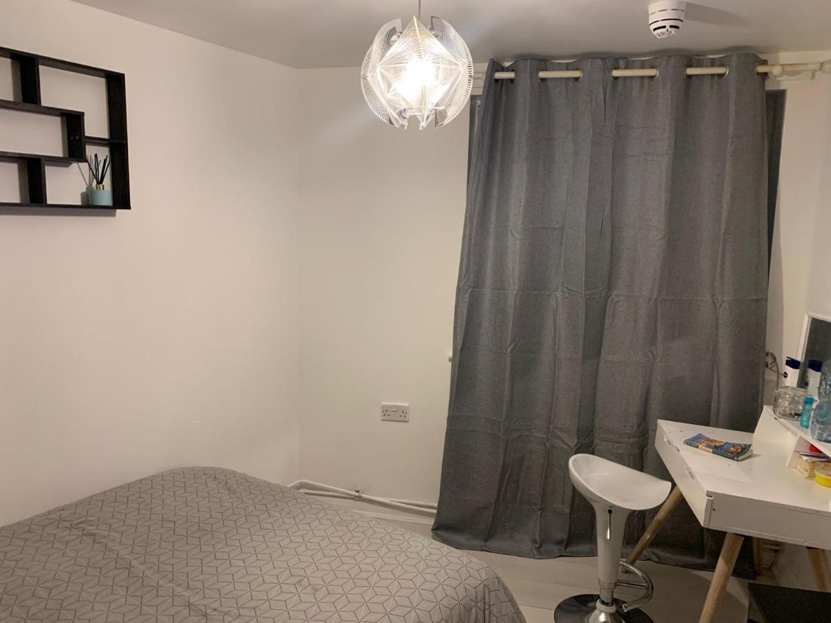 Room Near City 伦敦 外观 照片