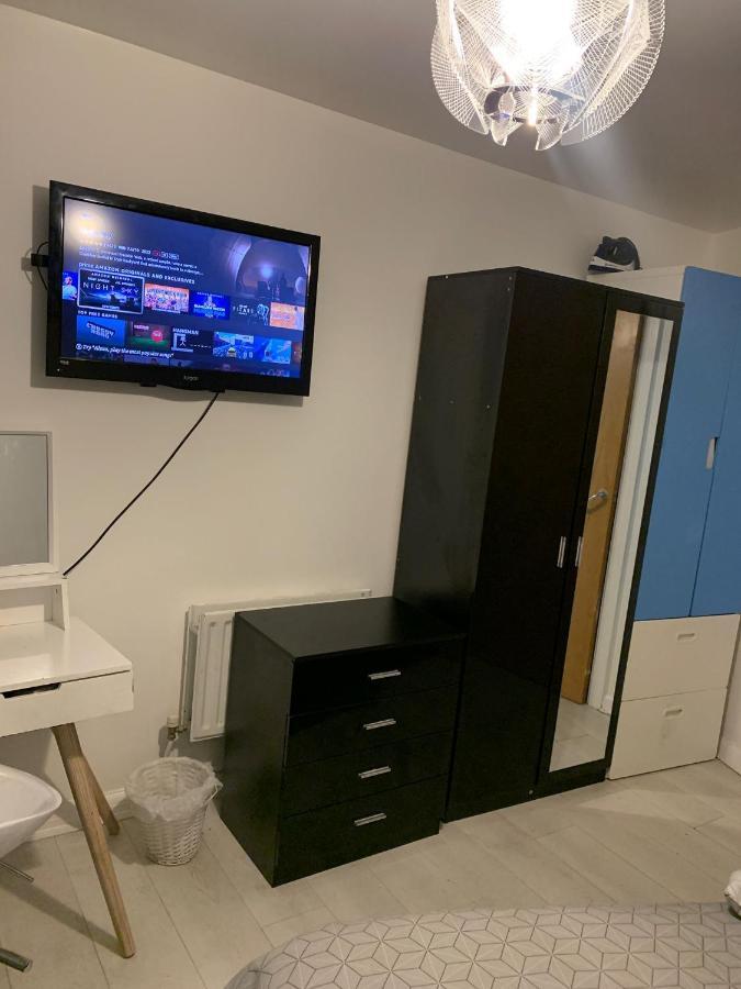 Room Near City 伦敦 外观 照片